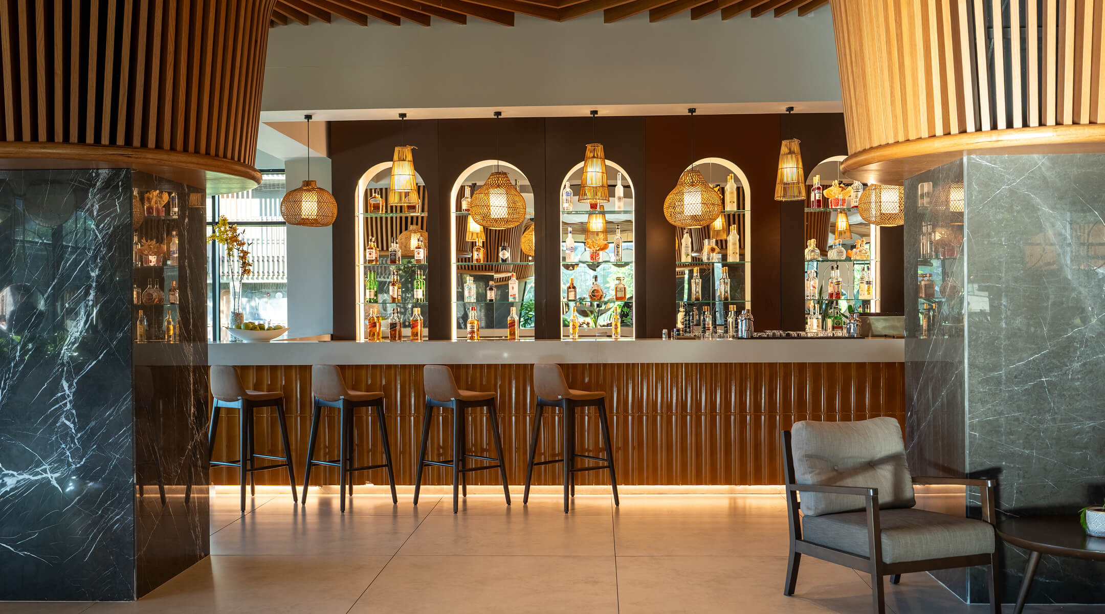 Jacaranda Luxury Gastronomi Lobi Bar Banner