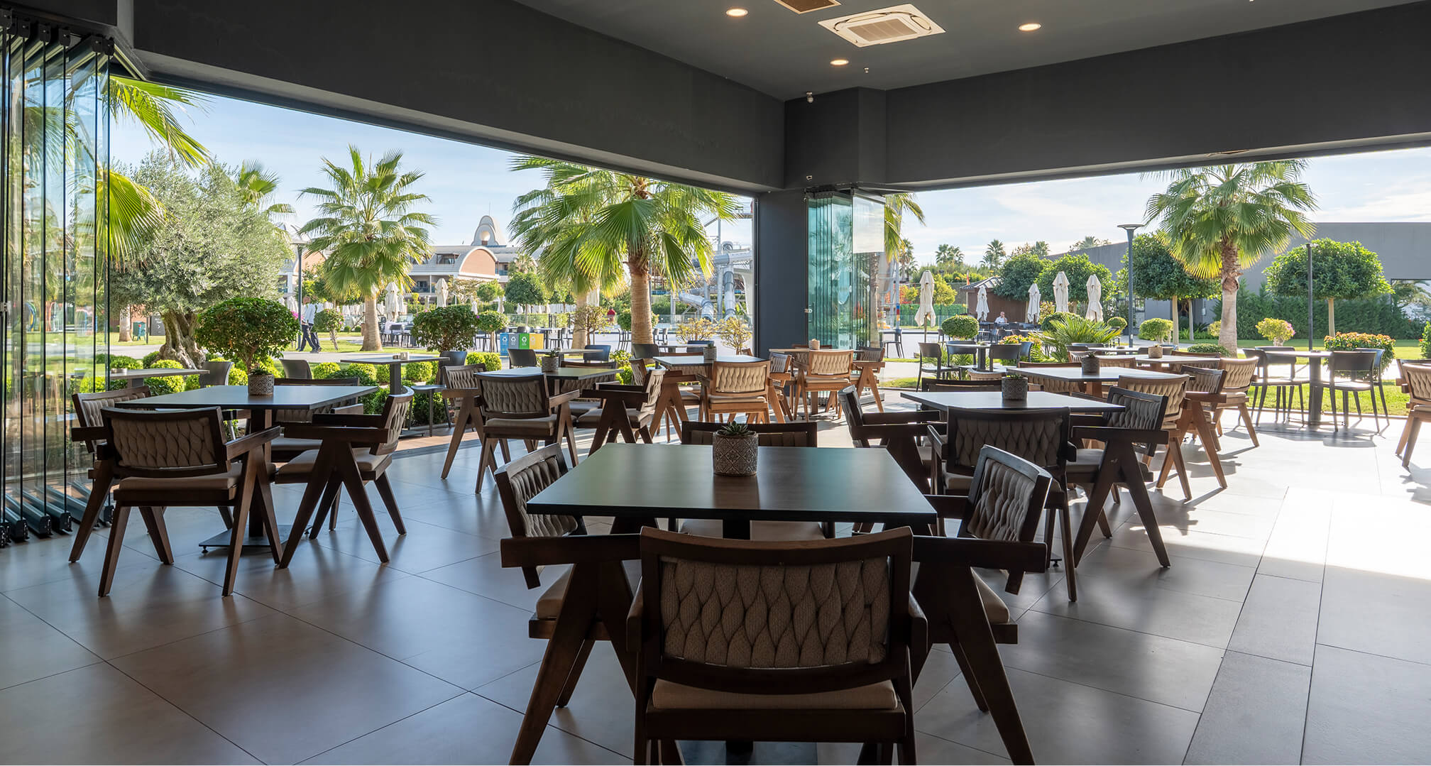 Jacaranda Luxury Gastronomi Connect Bar Galeri 3
