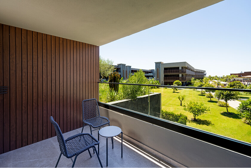 Jacaranda Luxury Konaklama Standart Havuz Manzaralı Oda List Kart 1