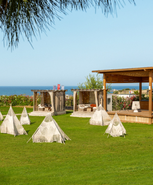 Jacaranda Hotel Gastronami Barlar Sunset Bar Card M