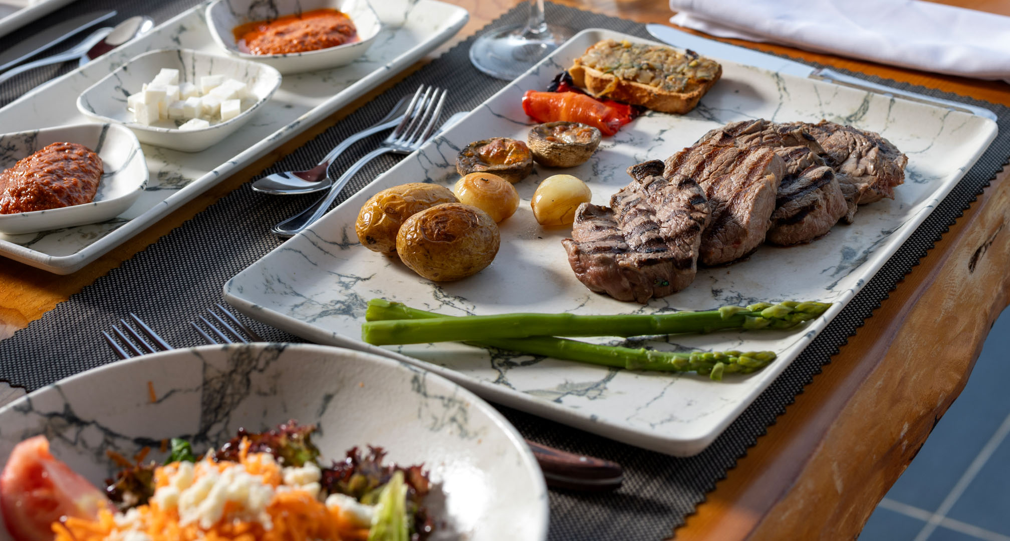 Jacaranda Hotel A La Carte Steak House Galeri D11