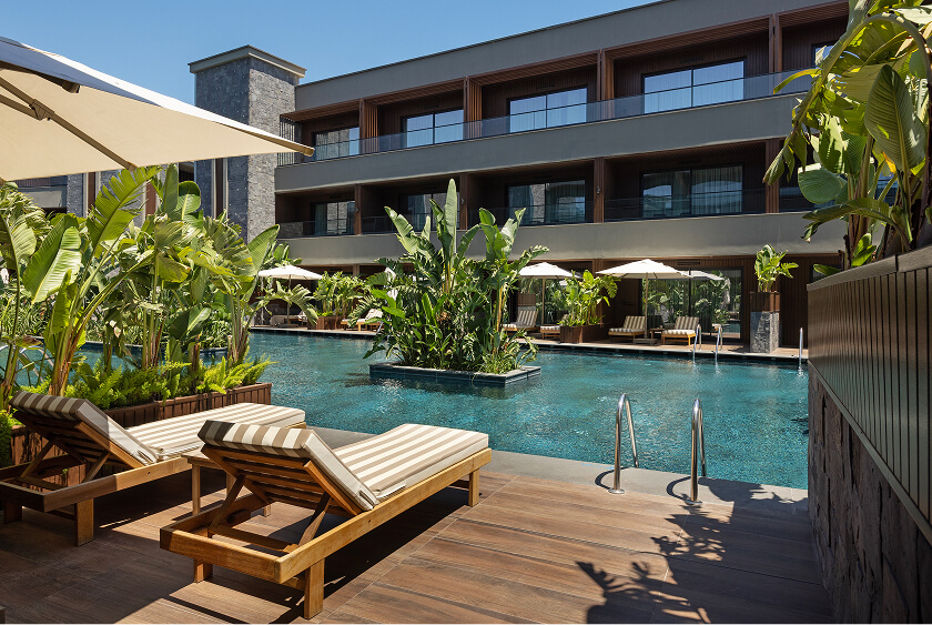 Jacaranda Luxury Konaklama Standart Havuz Manzaralı Bungalov List Kart