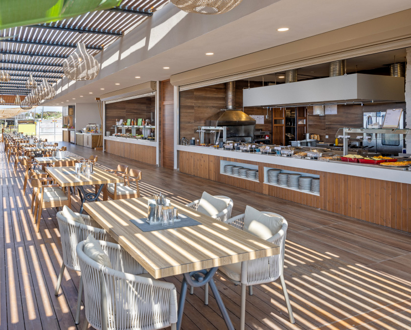 Jacaranda Hotel Gastronomi Beach Snack Card D